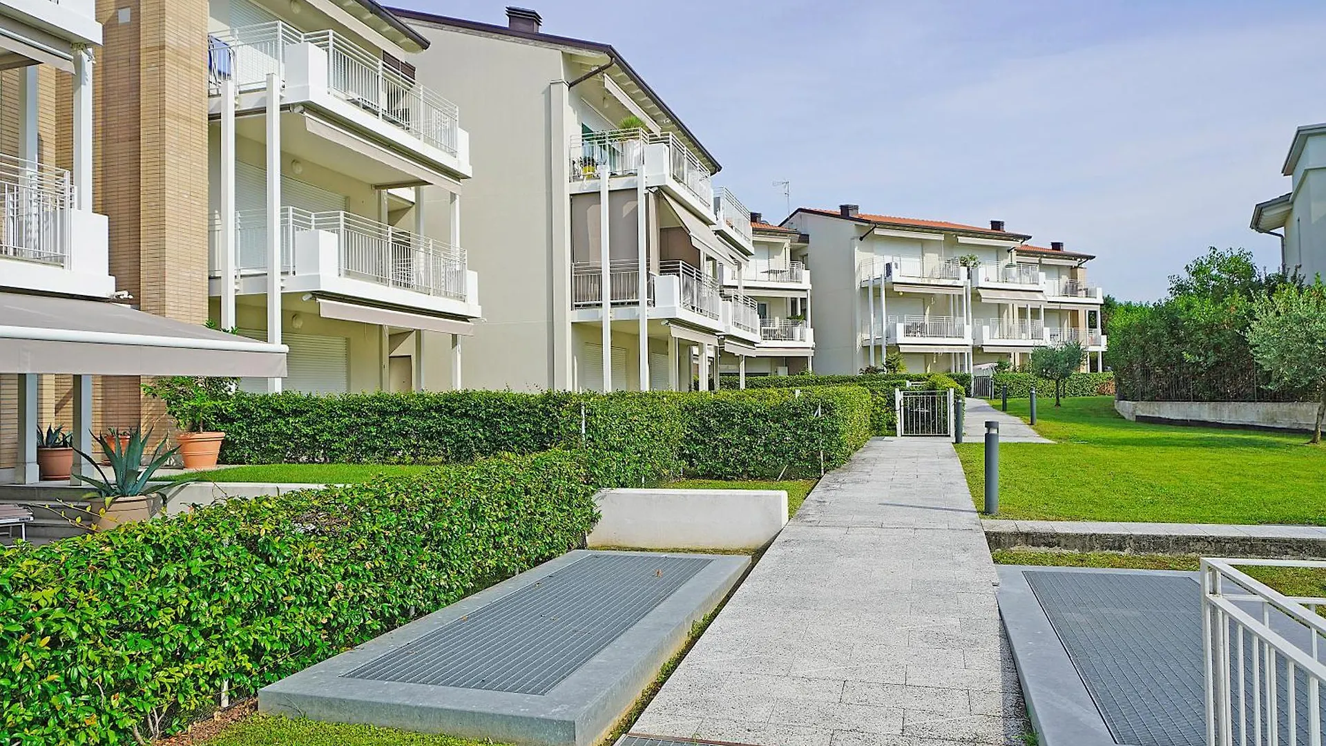 Alla Castellana Martinaarianna Sirmione 0*,